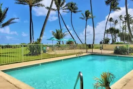 Luxury Beachfront Condo Hau'ula